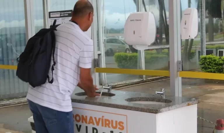 coronavirus0603209844
