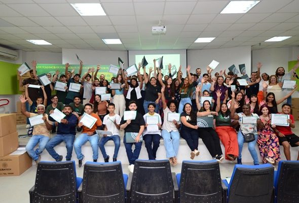 goias-social-certifica-225-estudantes-em-cursos-de-tecnologia-e-artes
