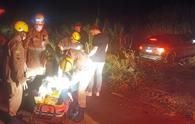 acidente-deixa-tres-pessoas-feridas-na-br-153-em-morrinhos