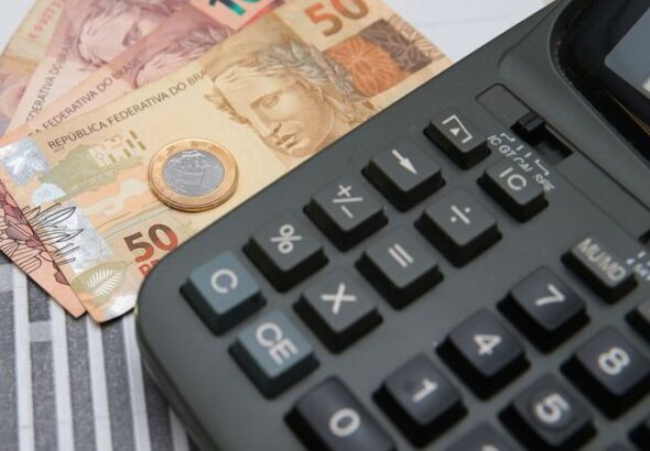 Economia, Moeda Real,Dinheiro, Calculadora